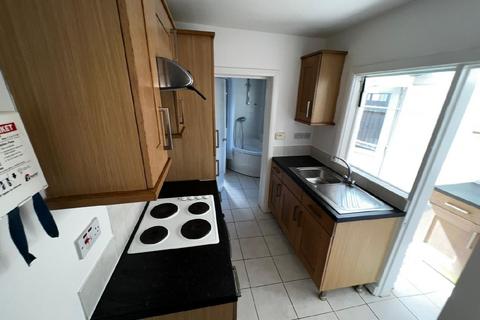 3 bedroom house share to rent, Birmingham B29