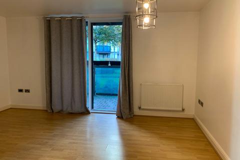 2 bedroom flat to rent, Lingard Avenue, London NW9