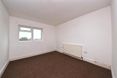 2 bedroom flat for sale, Highfield Avenue, Golders Green, London