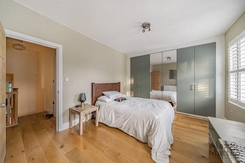 163 Simms Road, London, SE1 5QJ