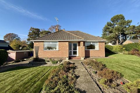 2 bedroom detached bungalow for sale, Rugby Road, Poole