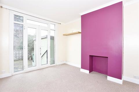 2 bedroom maisonette to rent, Downbank Avenue, Bexleyheath, Kent, DA7