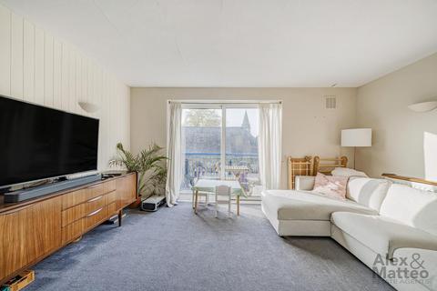 3 bedroom flat for sale, Thorburn Square, Bermondsey, SE1