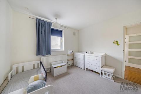 31 Thorburn Square, London, SE1 5QH