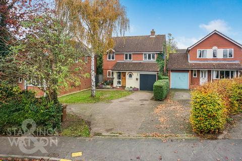 4 bedroom detached house for sale, Melton Road, Wymondham