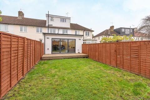 4 bedroom terraced house for sale, London N17