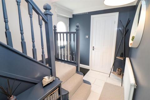 5 bedroom detached house for sale, Freelands Drive, Fleet GU52