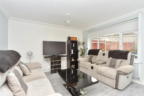 3 bedroom terraced house for sale, Nottingham Walk, Rochester, Kent