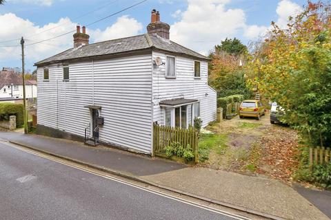 3 bedroom detached house for sale, Recreation Ground Road, Newport, Isle of Wight