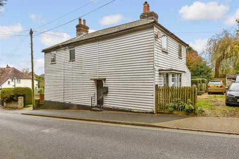 3 bedroom detached house for sale, Recreation Ground Road, Newport, Isle of Wight