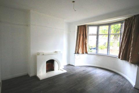 4 bedroom semi-detached house to rent, EASTCOTE AVENUE, GREENFORD, UB6 0NR