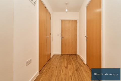 2 bedroom apartment for sale, Lovell Road, Southall, UB1