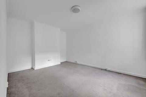 2 bedroom apartment to rent, Dartmouth Grove, London SE10