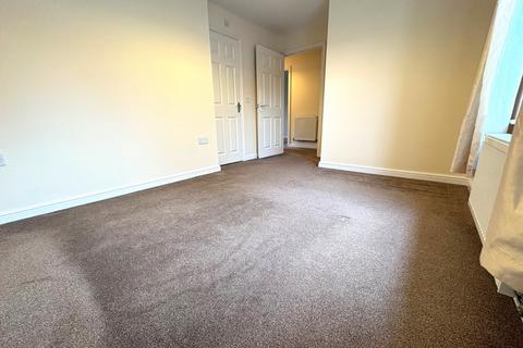 2 bedroom flat to rent, Rostron Close SILVER SUB, Southampton SO18