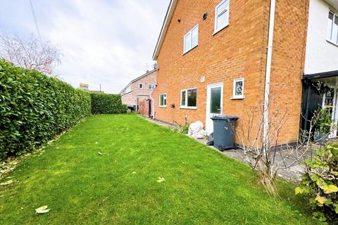 3 bedroom semi-detached house for sale, Barnstaple Road, Leicester LE5