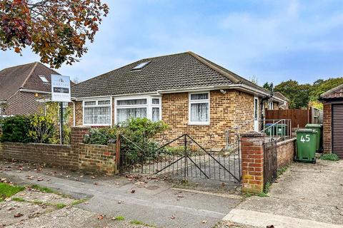 2 bedroom semi-detached bungalow for sale, Coombe Farm Avenue, Fareham