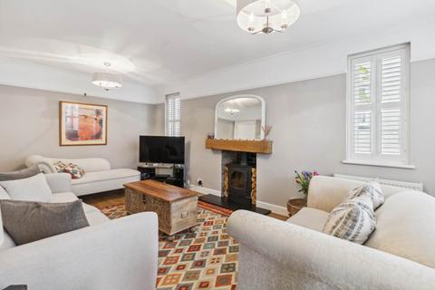 undefined, Bournehall Avenue, Bushey
