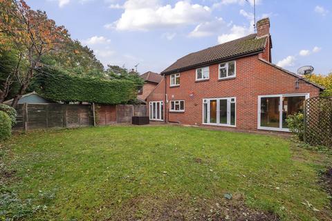 4 bedroom detached house for sale, Medway Close, Wokingham, RG41