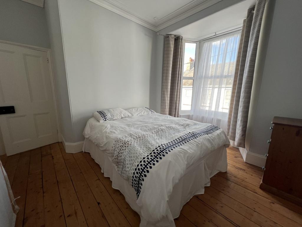 Front Double Bedroom 1