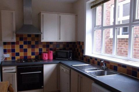 5 bedroom apartment to rent, Granville Road North, Jesmond