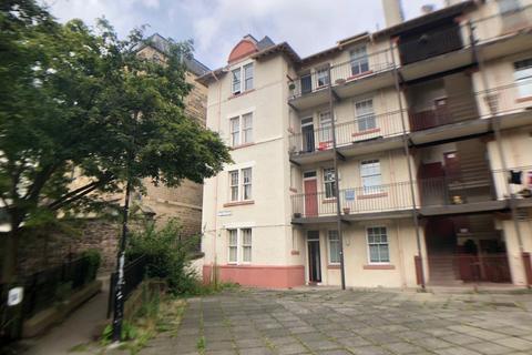 1 bedroom flat to rent, Tron Square, Edinburgh EH1