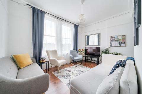 1 bedroom flat to rent, Surbiton Hill Park, Surbiton