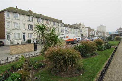 2 bedroom flat for sale, Central Parade, Herne Bay