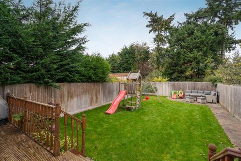 52 College Crescent, Windsor, SL4 3PG