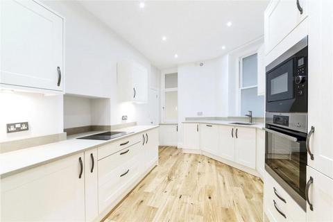 2 bedroom flat to rent, Ridgmount Gardens, London, Greater London, WC1E