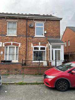 2 bedroom terraced house to rent, Holloway Street, Wolverhampton WV1