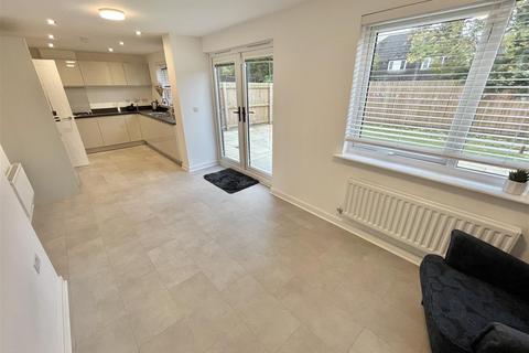 4 bedroom detached house for sale, Stage Street, Northern Moor, Manchester