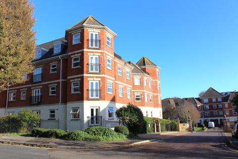 2 bedroom flat to rent, Bodiham House Davigdor Road, Hove, East Sussex, BN3