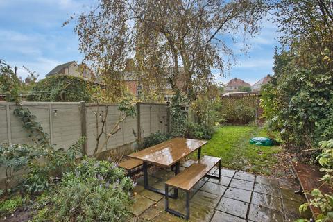 51 Warren Road, Folkestone, CT19 6DL