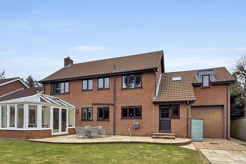 5 bedroom detached house for sale, Carroll Avenue, Ferndown, Dorset, BH22