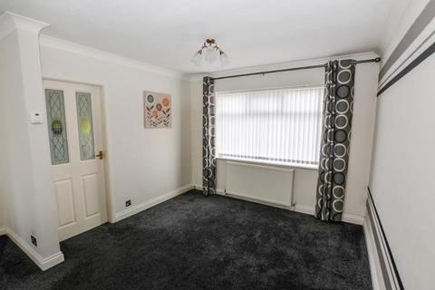 3 bedroom end of terrace house to rent, Woodhill Close, Anlaby, HU10