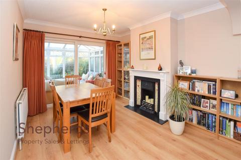 4 bedroom semi-detached house for sale, Beehive Road, Goffs Oak EN7