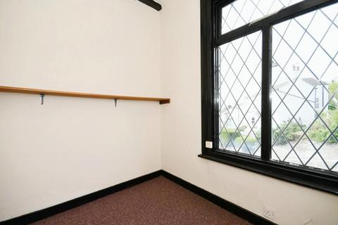 107 Kent Road, Sheffield, S8 9RL