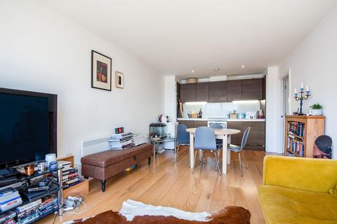 2 bedroom flat for sale, Crampton Street, London, SE17