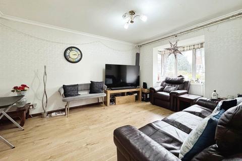 3 bedroom link detached house to rent, Sirius Close, Wokingham RG41