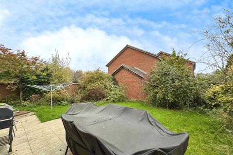 3 bedroom link detached house to rent, Sirius Close, Wokingham RG41