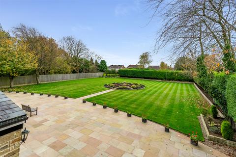 6 bedroom detached house for sale, Leeds LS17
