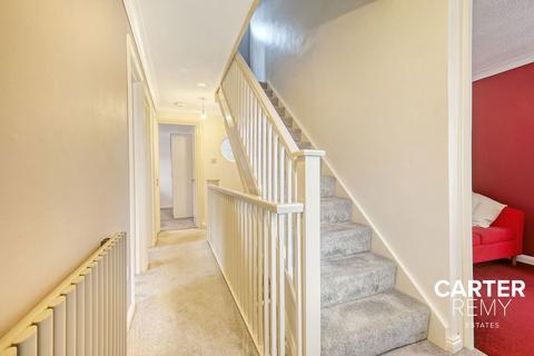 27 Amersham Avenue, Langdon Hills, Basildon, SS16 6SJ