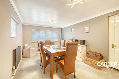 27 Amersham Avenue, Langdon Hills, Basildon, SS16 6SJ