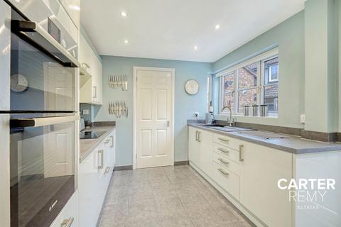 27 Amersham Avenue, Langdon Hills, Basildon, SS16 6SJ