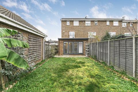 13 Munslow Gardens, Sutton, SM1 3RN