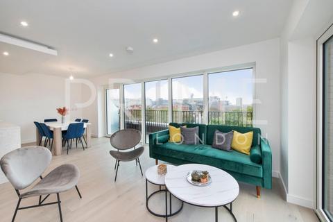 3 bedroom penthouse to rent, Holland House, Fulham Reach W6