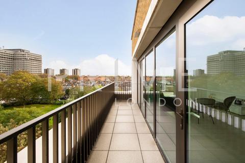 3 bedroom penthouse to rent, Holland House, Fulham Reach W6