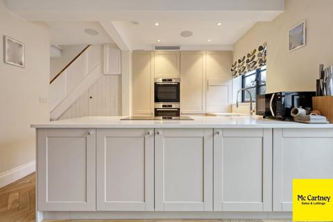 9 Burns Crescent, Chelmsford, CM2 0TS