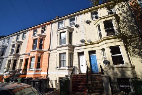 1 bedroom flat for sale, Pevensey Road, Eastbourne BN21