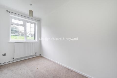 2 bedroom flat to rent, Mayford Close Beckenham BR3